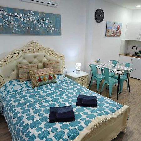 Apartamentos Elemar Free Luggage Storage 말라가 외부 사진