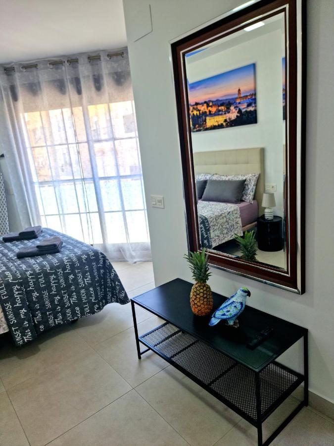 Apartamentos Elemar Free Luggage Storage 말라가 외부 사진