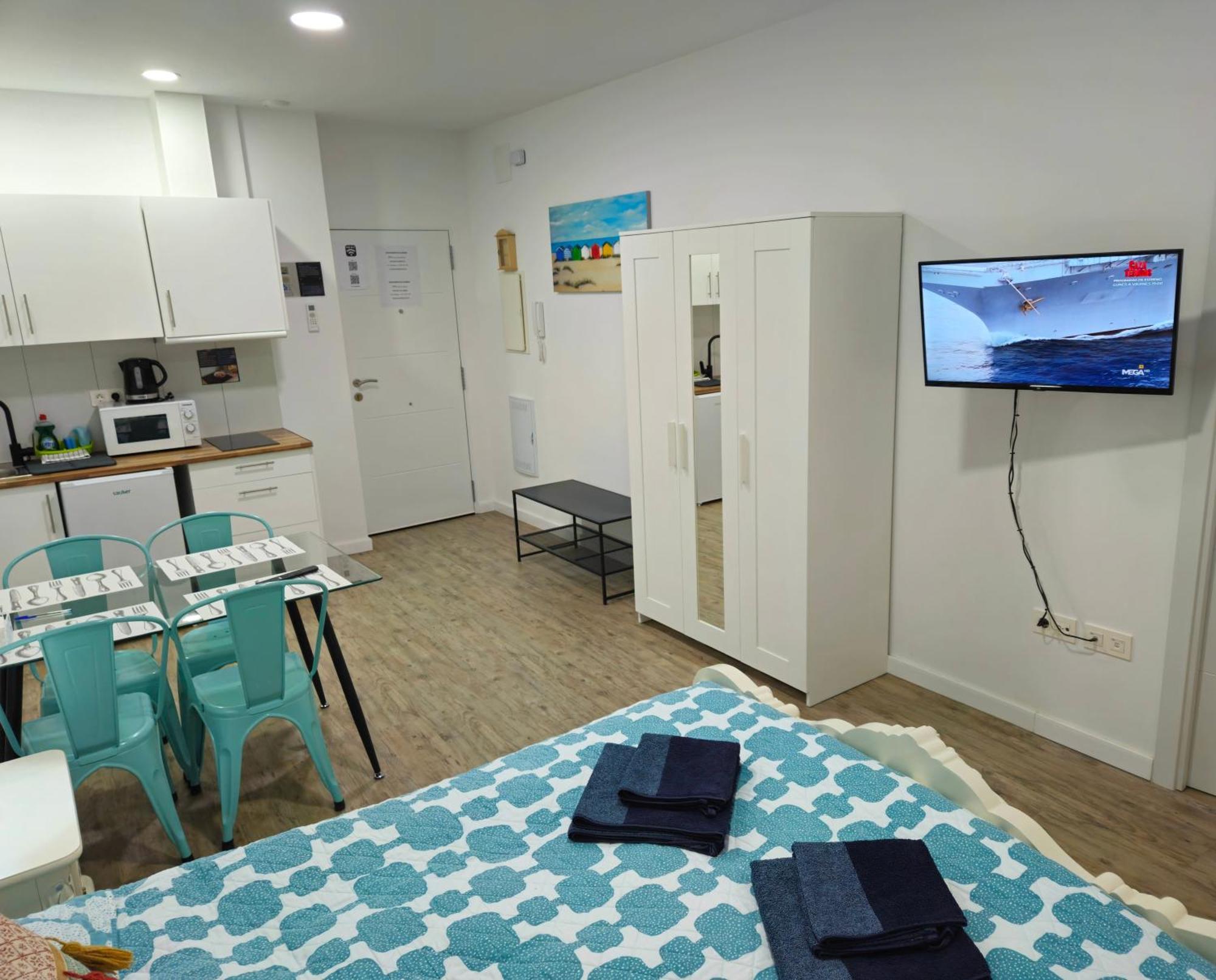 Apartamentos Elemar Free Luggage Storage 말라가 객실 사진